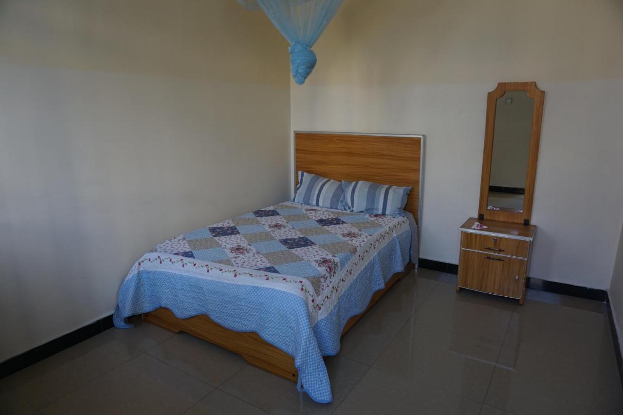 Хостел Bahir Dar Backpackers Экстерьер фото